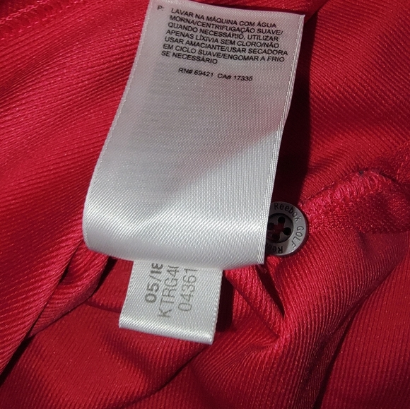 Reebok Pink Polo Shirt Vibrant Style - Picture 5 of 7